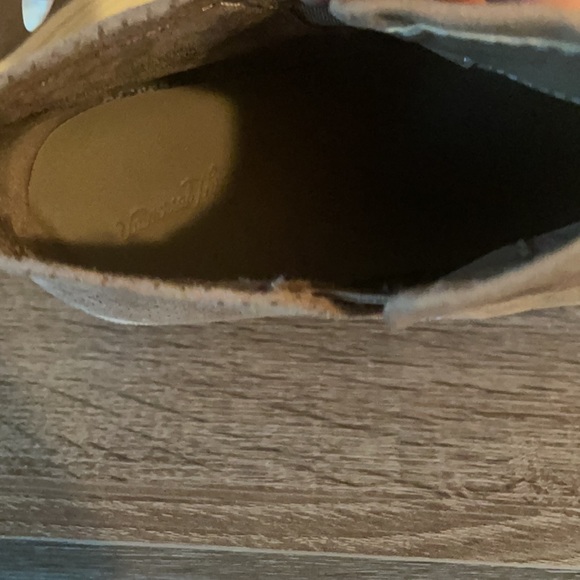 Universal thread women’s suede shoes - Picture 5 of 5